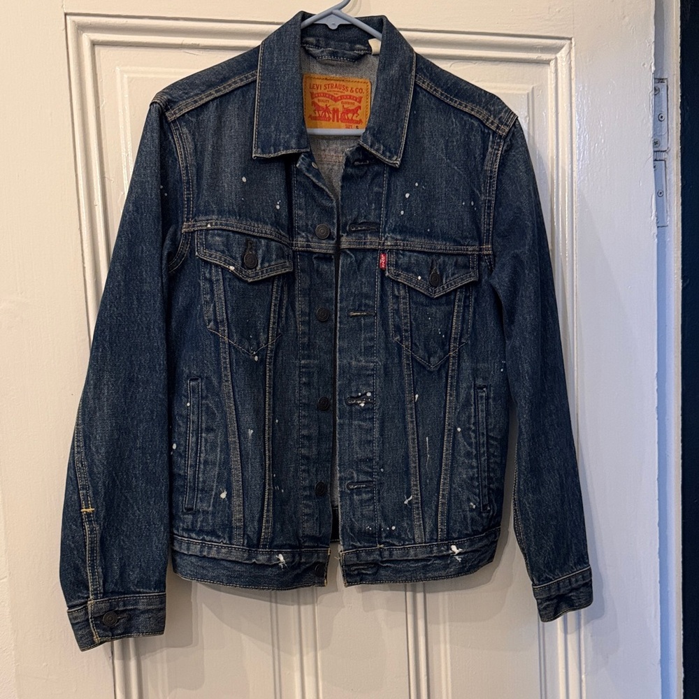 Levis Mens Classic Denim Paint-Splatter Blue Denim Trucker Jacket Size S